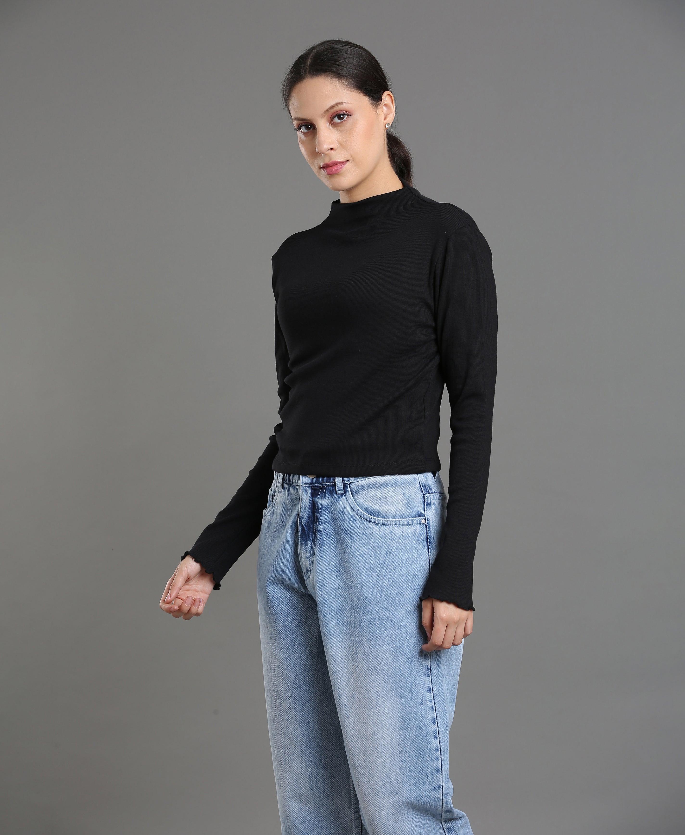 Noir Rib Knit Crop Top