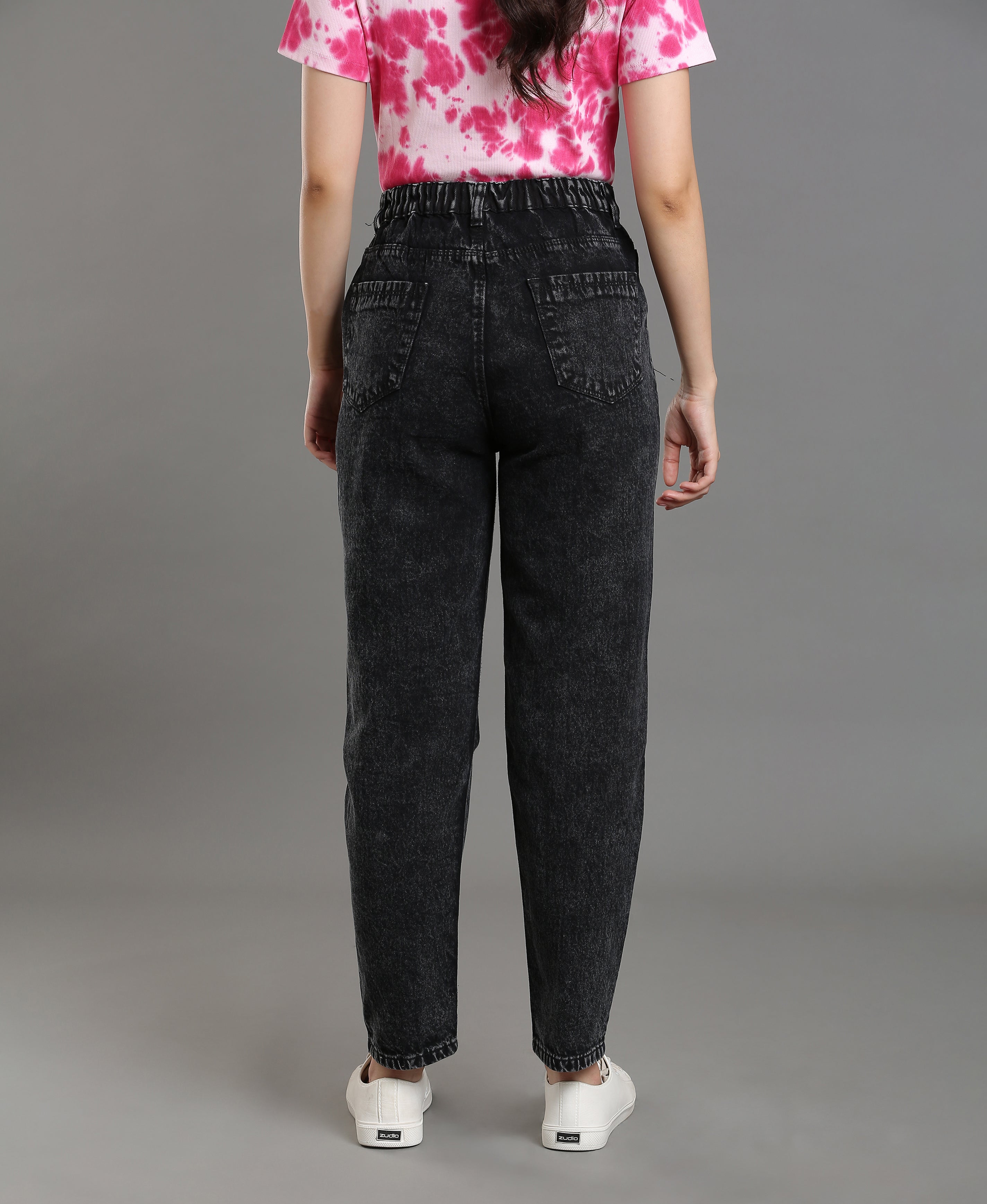 Noir Classic Denim Jean