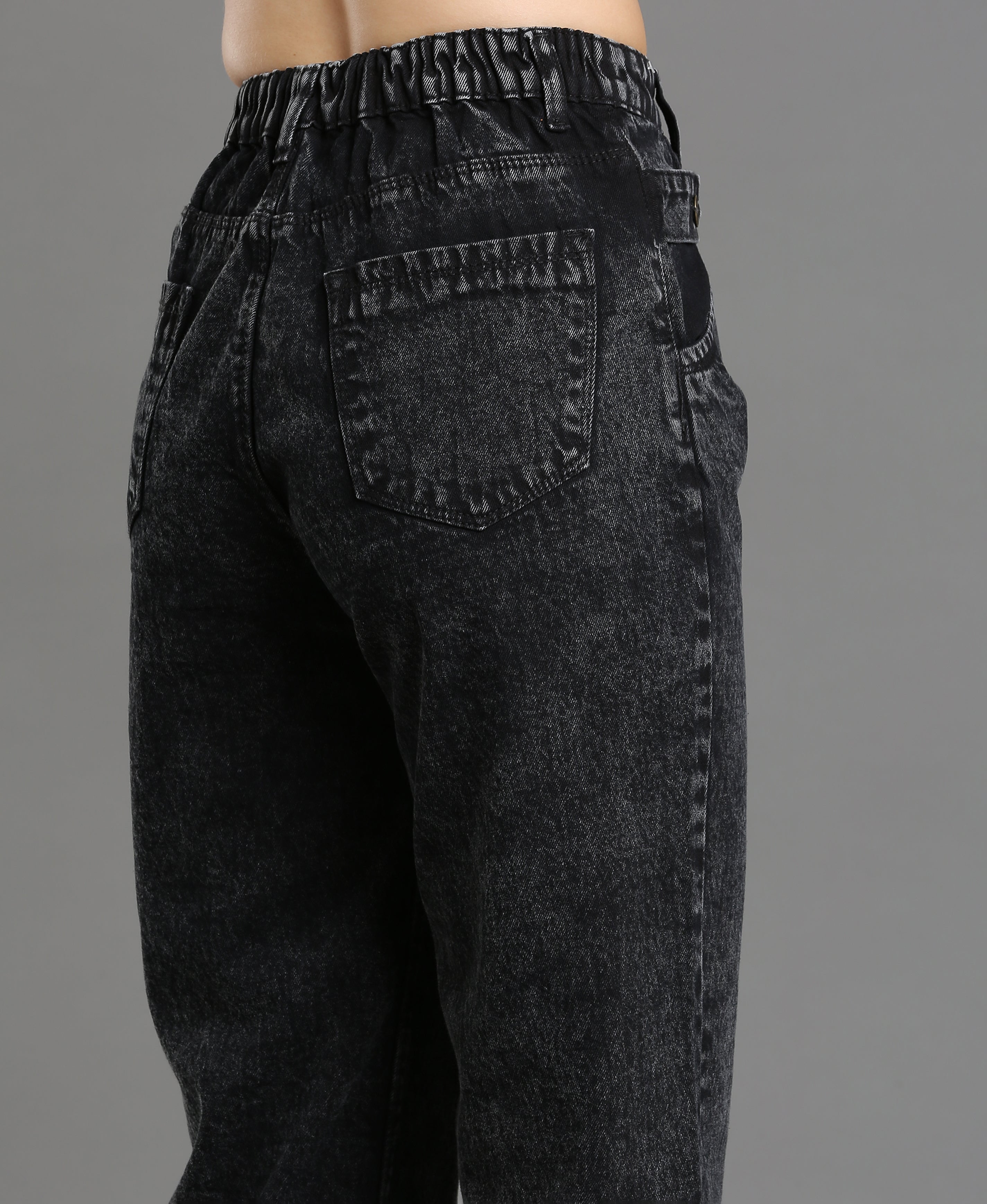 Noir Classic Denim Jean
