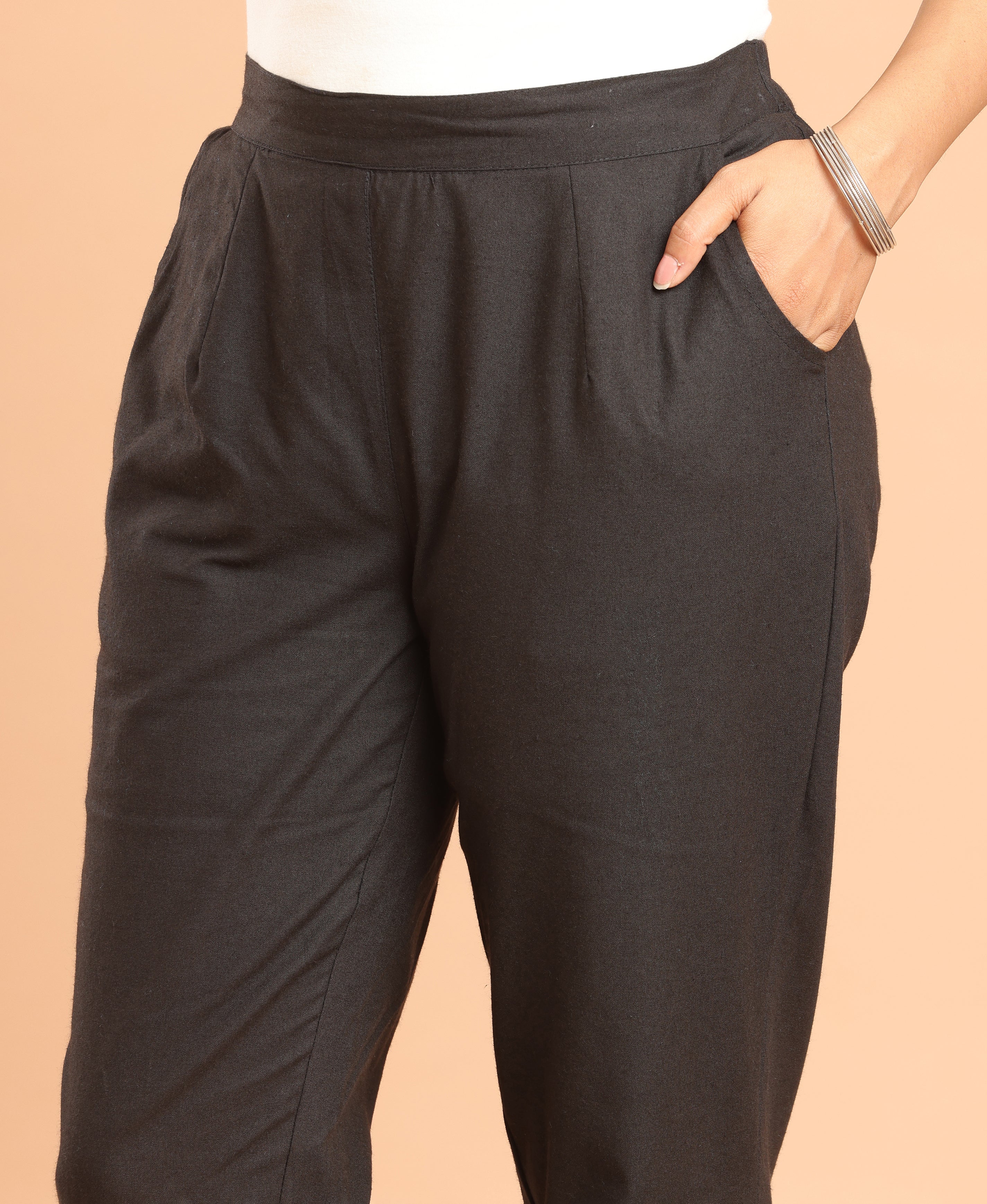 Noir Flex Comfort Pant