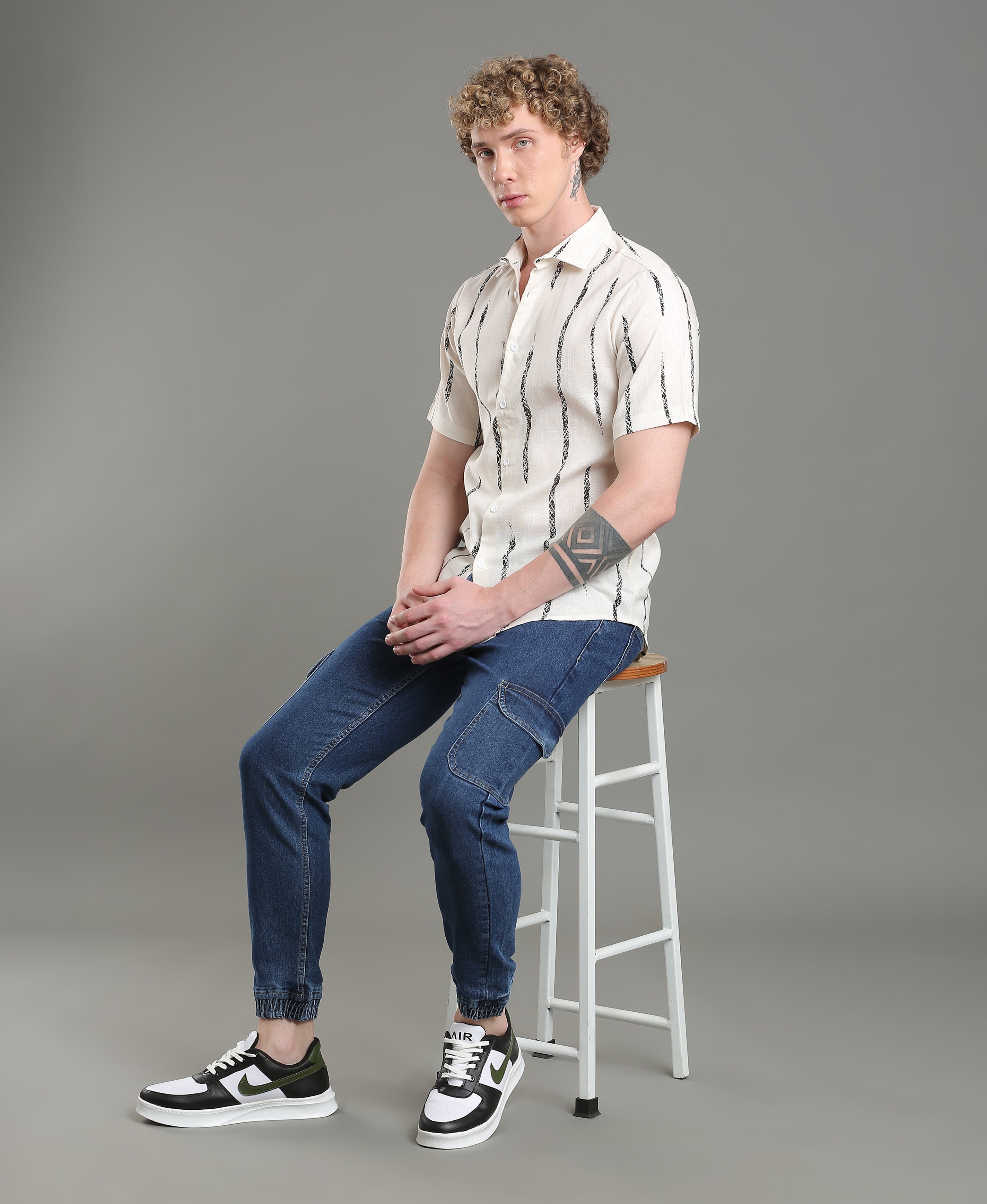 Edge Line Multi-Color Shirt